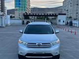 Toyota Highlander 2012 годаfor9 000 000 тг. в Актобе – фото 2