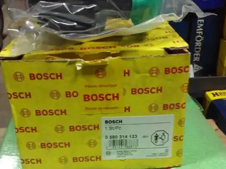 НОВЫЙ насос бмв Е34 с бензостанцией в сборе бош оригинал за 90 000 тг. в Алматы