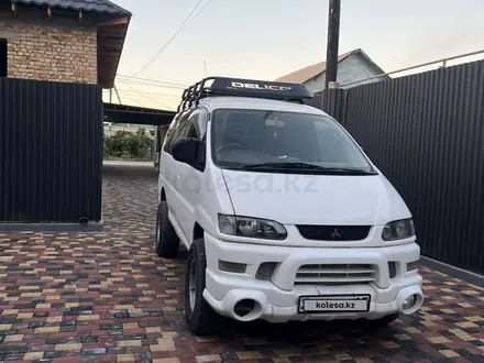 Mitsubishi Delica 2003 года за 4 800 000 тг. в Алматы – фото 2