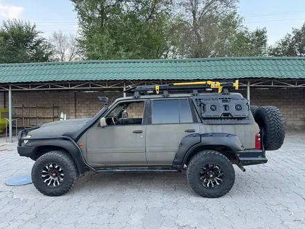Nissan Patrol 2002 года за 7 500 000 тг. в Алматы – фото 9