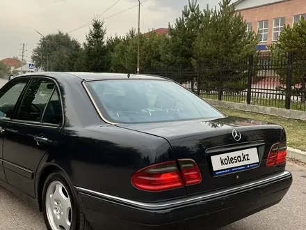 Mercedes-Benz E 280 1998 года за 3 900 000 тг. в Алматы – фото 4