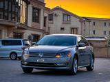 Volkswagen Passat 2013 года за 4 990 000 тг. в Актау