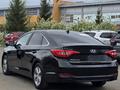 Hyundai Sonata 2015 года за 5 500 000 тг. в Уральск – фото 4