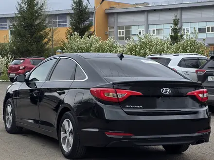 Hyundai Sonata 2015 года за 5 500 000 тг. в Уральск – фото 4