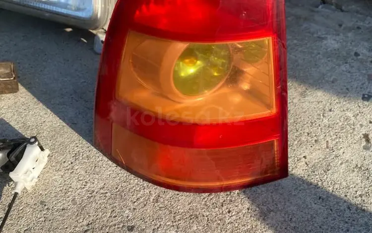 Стоп фонари левый правый рестайлинг Королла Corolla E120 универсал за 30 000 тг. в Алматы