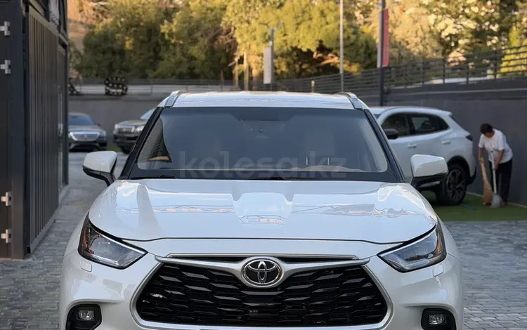 Toyota Highlander 2021 года за 21 500 000 тг. в Тараз