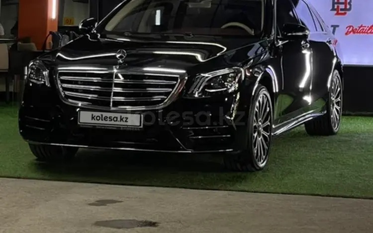 Mercedes-Benz S 560 2018 года за 50 000 000 тг. в Астана