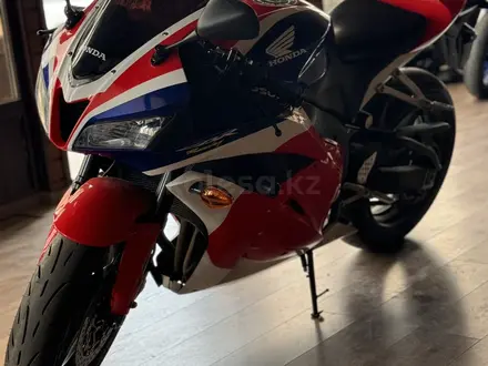 Honda  CBR 600RR 2013 года за 2 000 000 тг. в Алматы – фото 7