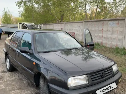 Volkswagen Vento 1993 года за 1 550 000 тг. в Павлодар – фото 13