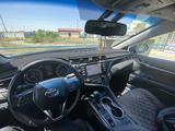 Toyota Camry 2019 годаүшін14 500 000 тг. в Атырау – фото 2