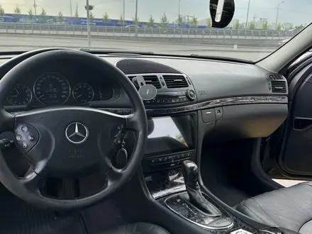 Mercedes-Benz E 320 2003 года за 5 400 000 тг. в Алматы – фото 12