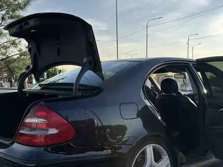 Mercedes-Benz E 320 2003 года за 5 400 000 тг. в Алматы – фото 10