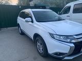 Mitsubishi Outlander 2015 годаүшін8 100 000 тг. в Алматы – фото 5