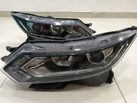 Фара Nissan Qashqai за 1 000 тг. в Астана