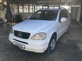 Mercedes-Benz ML 320 2001 годаүшін4 000 000 тг. в Алматы – фото 2