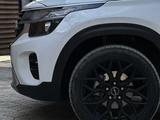 Kia Seltos 2023 годаүшін9 300 000 тг. в Уральск – фото 2
