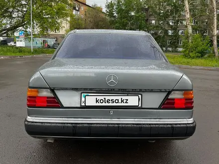 Mercedes-Benz E 200 1992 года за 2 000 000 тг. в Темиртау – фото 8