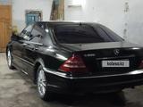 Mercedes-Benz S 500 2002 годаүшін4 500 000 тг. в Актобе – фото 4