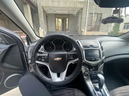 Chevrolet Cruze 2013 года за 4 200 000 тг. в Сарыагаш – фото 9
