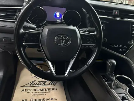 Toyota Camry 2018 года за 14 000 000 тг. в Экибастуз – фото 2