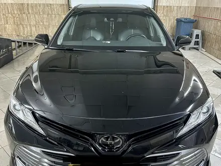 Toyota Camry 2018 года за 14 000 000 тг. в Экибастуз – фото 3