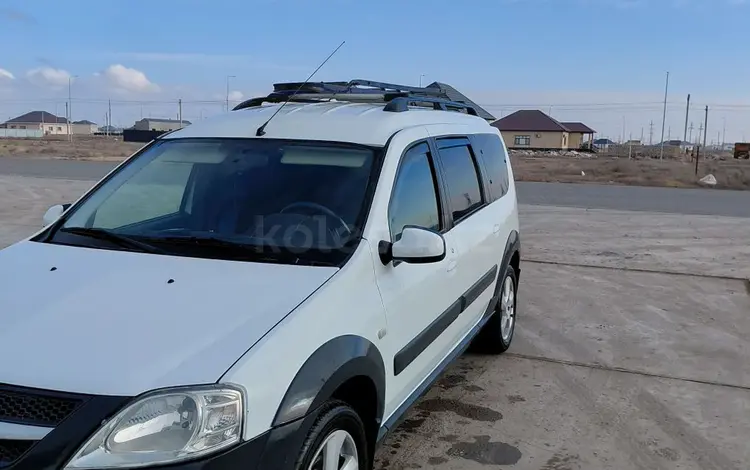 ВАЗ (Lada) Largus Cross 2018 года за 4 200 000 тг. в Атырау