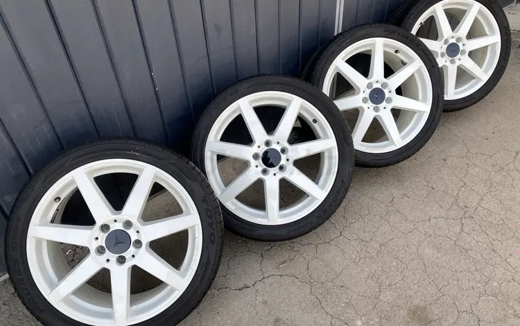 Комплект оригинальных дисков с шинами на Мерседес A204 за 400 000 тг. в Алматы