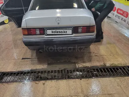 Mercedes-Benz 190 1992 года за 1 500 000 тг. в Павлодар – фото 4