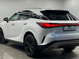Lexus RX 350 2022 годаүшін27 000 000 тг. в Алматы – фото 4