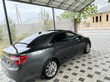 Toyota Camry 2012 года за 7 650 000 тг. в Шымкент – фото 3