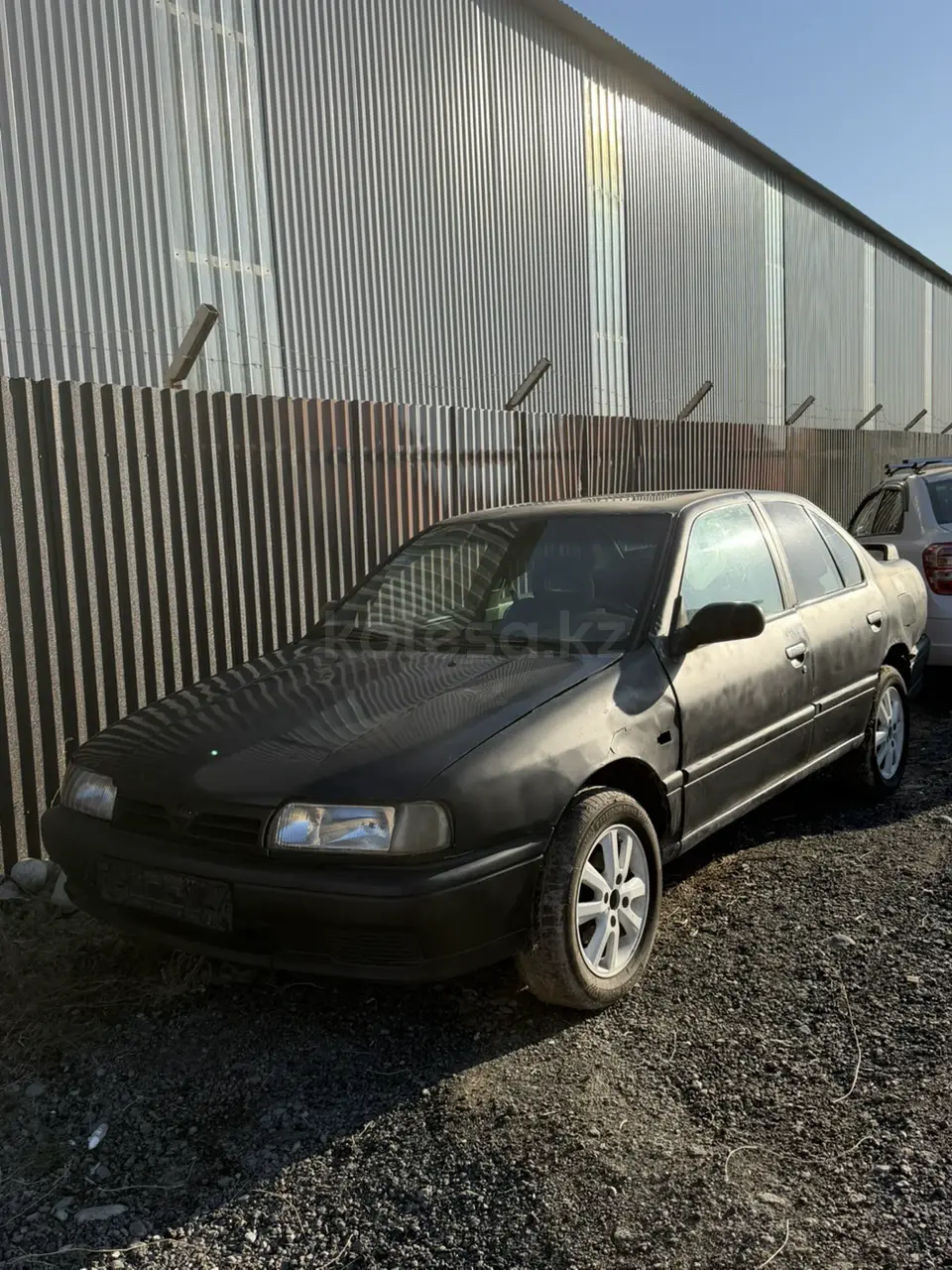 Nissan Primera, 1992