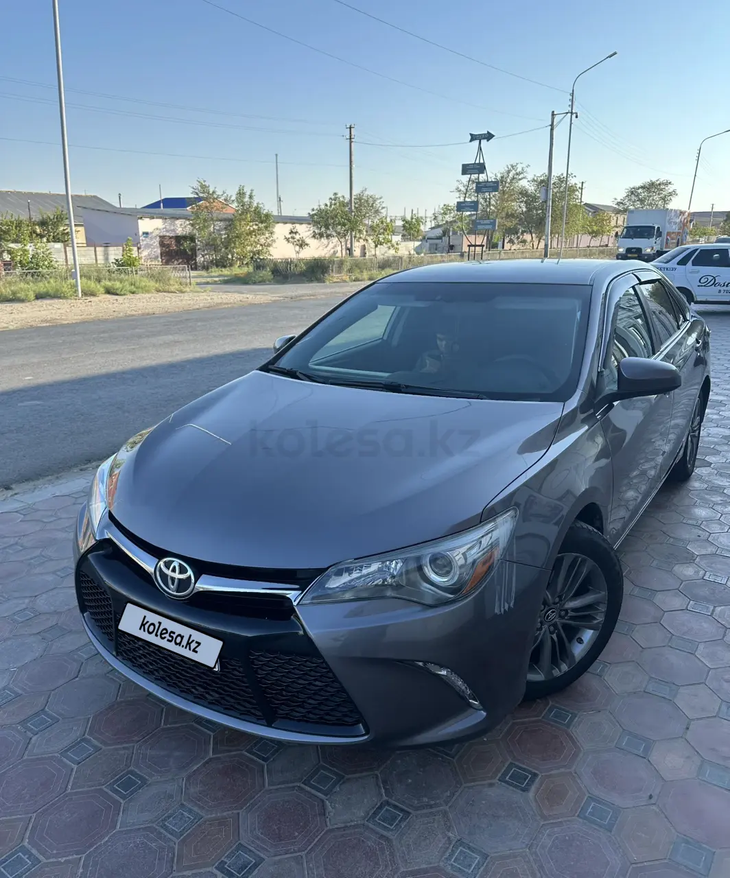Toyota Camry, 2016