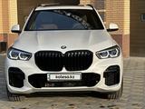 BMW X5 2022 года за 37 700 000 тг. в Алматы – фото 2