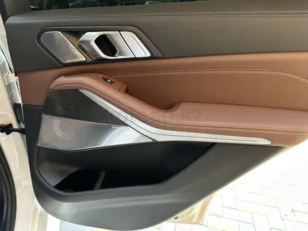 BMW X5 2022 года за 37 700 000 тг. в Алматы – фото 15