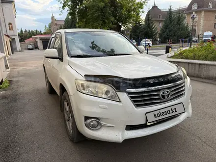 Toyota RAV4 2012 года за 9 000 000 тг. в Усть-Каменогорск – фото 3
