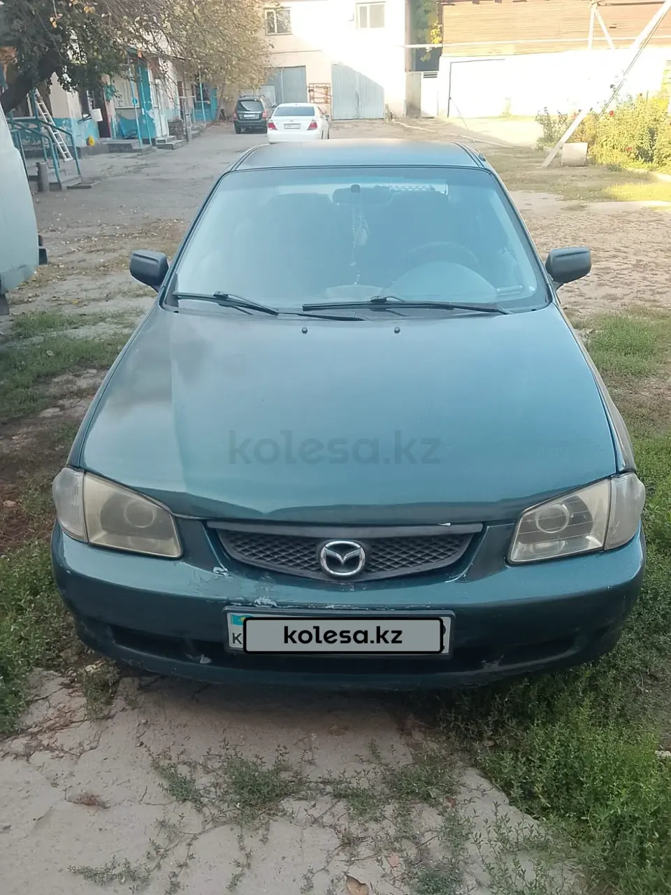 Mazda 323, 2003