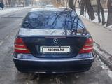 Mercedes-Benz C 320 2000 годаүшін3 200 000 тг. в Алматы – фото 4