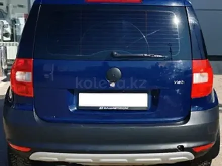 Бампер задний Skoda YETI за 350 000 тг. в Актобе