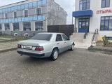 Mercedes-Benz E 200 1990 года за 2 000 000 тг. в Туркестан – фото 3