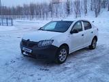 Renault Logan 2015 годаүшін1 160 000 тг. в Усть-Каменогорск