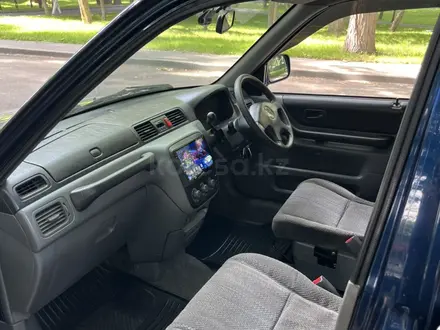 Honda CR-V 1997 года за 3 200 000 тг. в Алматы – фото 9