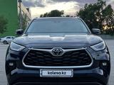 Toyota Highlander 2023 года за 27 700 000 тг. в Алматы