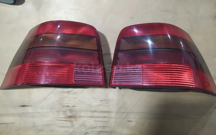 Задние фонари на Volkswagen Golf 4 Хэлаблэк. за 1 200 тг. в Шымкент