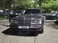 Mercedes-Benz E 230 1990 года за 950 000 тг. в Алматы