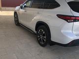 Toyota Highlander 2023 годаүшін27 000 000 тг. в Актау – фото 3