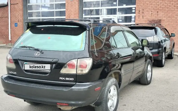 Lexus RX 300 2001 годаfor5 250 000 тг. в Актобе