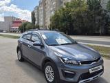 Kia Rio X-Line 2020 года за 8 000 000 тг. в Актобе – фото 2