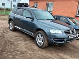 Volkswagen Touareg 2003 года за 3 700 000 тг. в Астана – фото 3