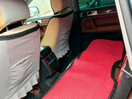 Volkswagen Touareg 2003 года за 3 700 000 тг. в Астана – фото 8