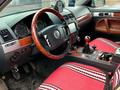 Volkswagen Touareg 2003 года за 3 700 000 тг. в Астана – фото 9